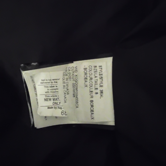 Canada Goose Women's Burgundy Jacket - Picture 6 of 12